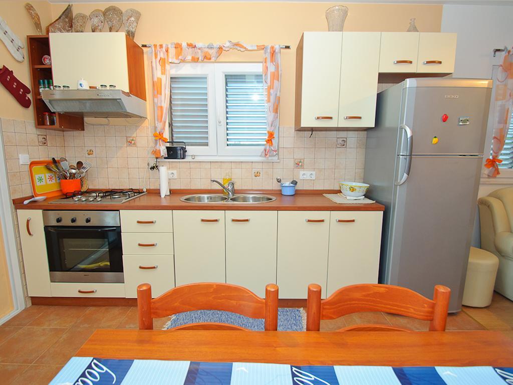 Zigulin Apartment โตรกีร์ ห้อง รูปภาพ